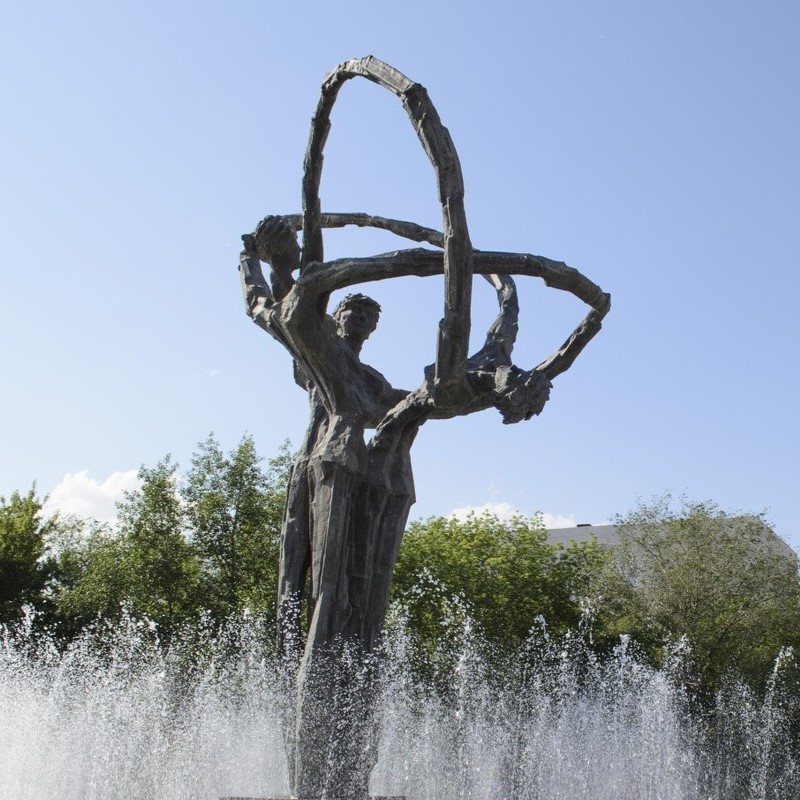 Скульптура Древо